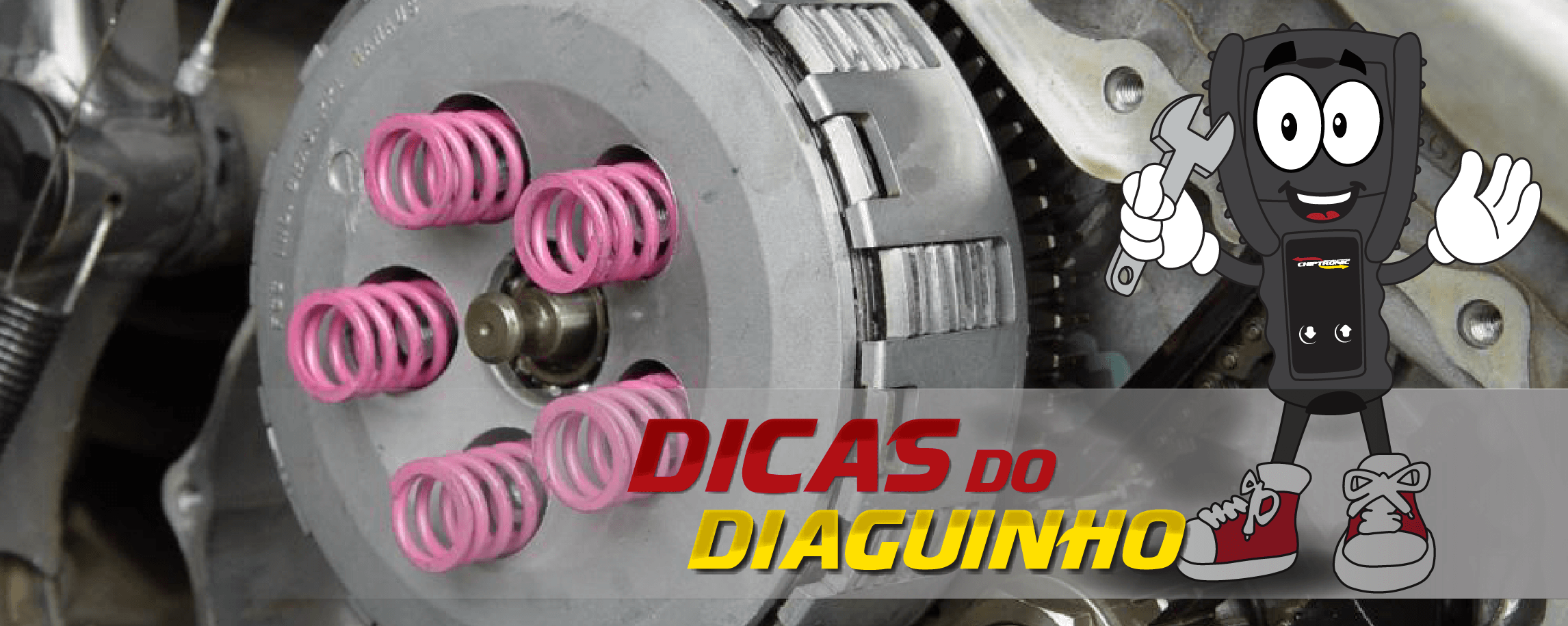 Por que a embreagem da moto patina durante a aceleração?