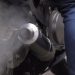 O que fazer fumaça preta na moto
