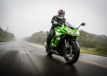 Luz de injeção piscando sete vezes no painel da moto: O que será?