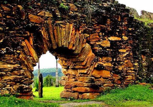 As 4 melhores rotas para sua viagem de moto