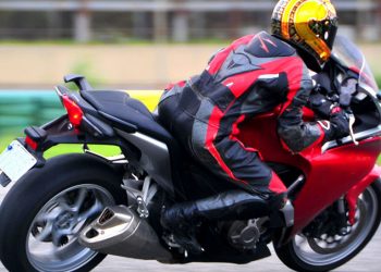 Dicas para melhorar a performance de motos potentes do mercado