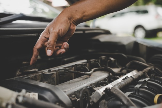 Saiba tudo sobre o óleo do motor de seu carro - Carros e motos