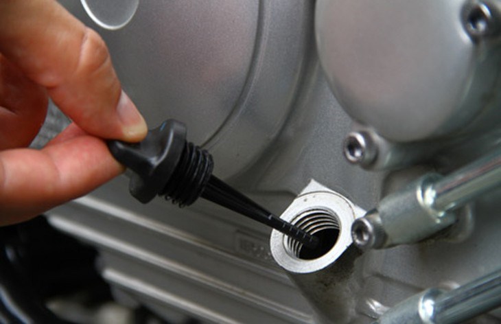 Saiba qual é o tipo certo de óleo para cada moto