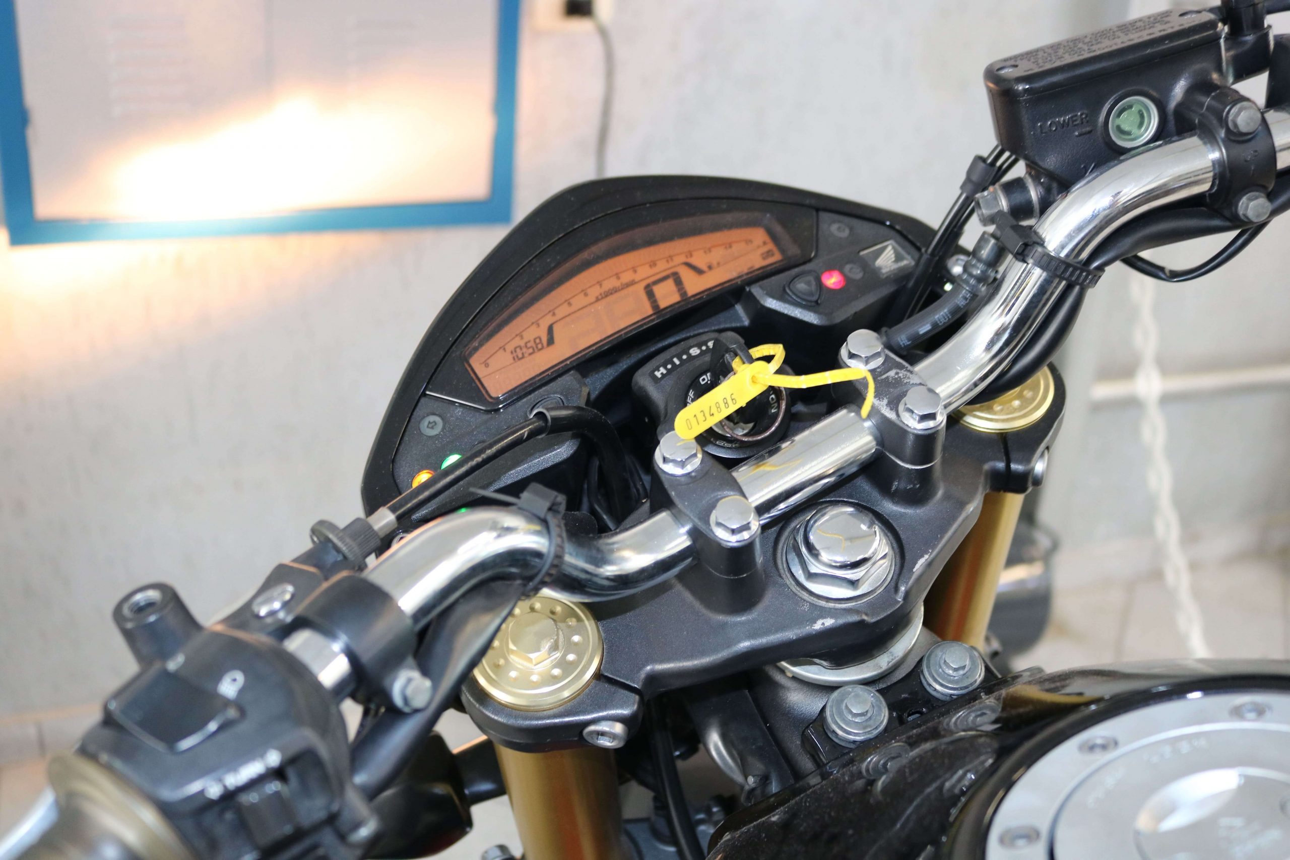 Como funciona um sistema imobilizador de motocicletas?