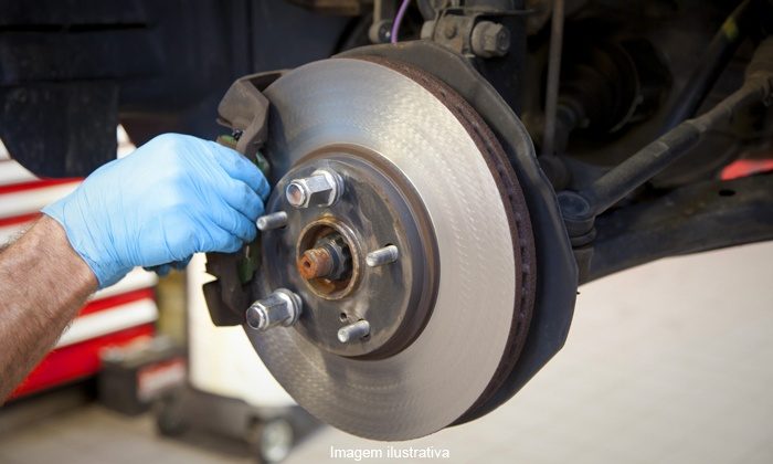 Saiba quando trocar a pastilha de freio do caminhão